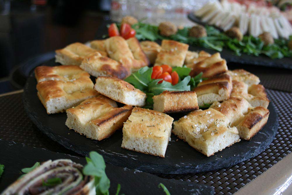 makika cafe aperitivo a giussano